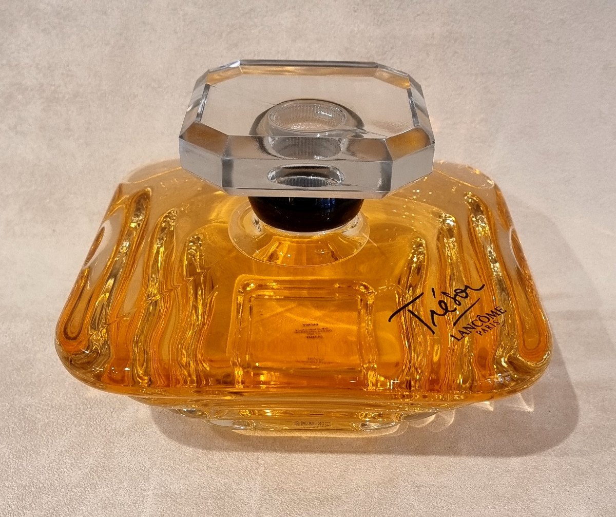 Lancôme Giant Trésor Perfume Bottle 