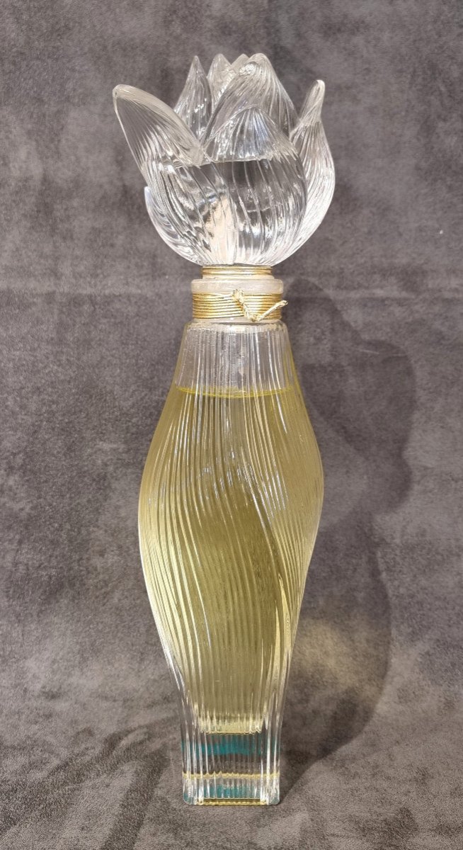 Lalique Nilang Giant Bottle -photo-2