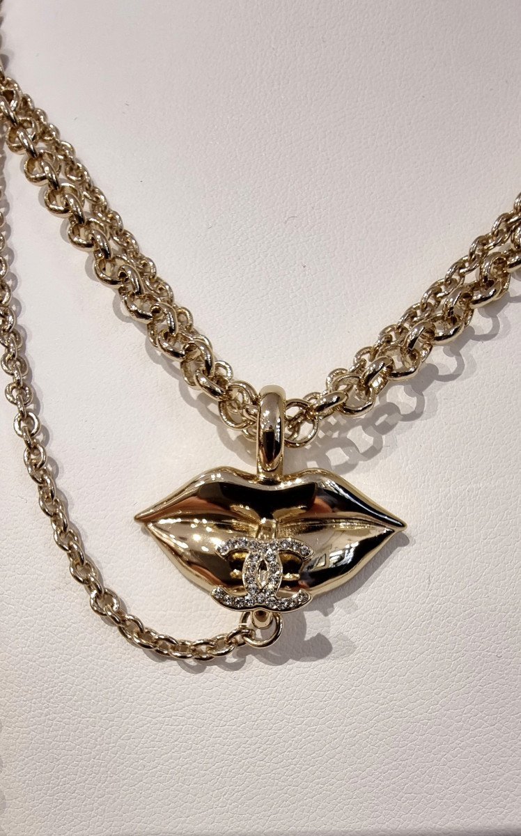 Chanel Collier Bouche Cuir Cristal-photo-3