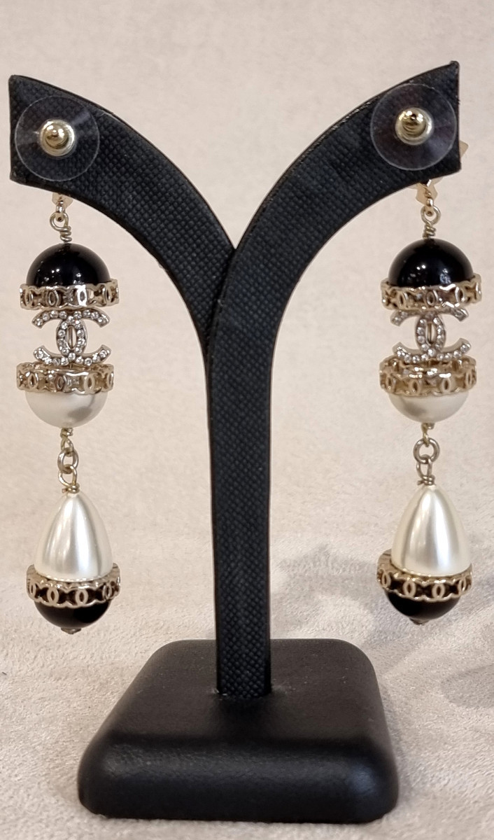 Chanel Paire De Boucles d'Oreilles Pendants -photo-1