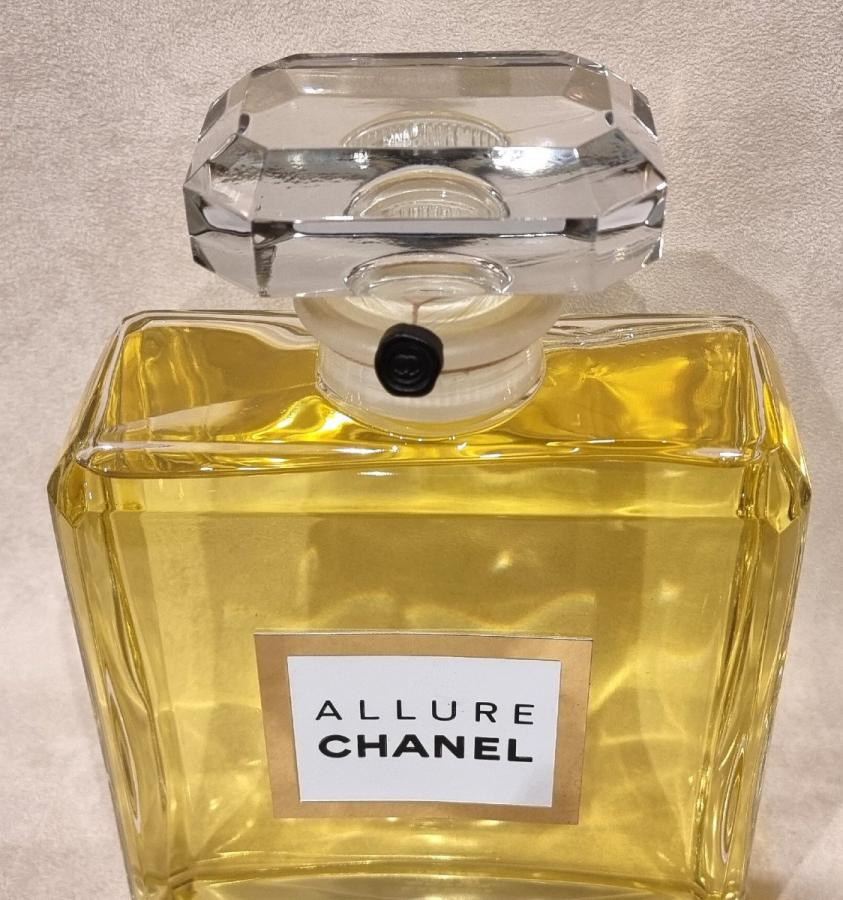 Chanel Flacon Géant Allure -photo-1