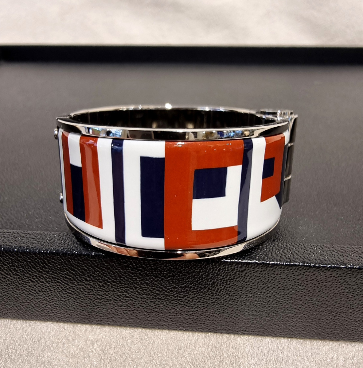 Hermès Hinge Bracelet In Palladium Silver & Enamel-photo-1