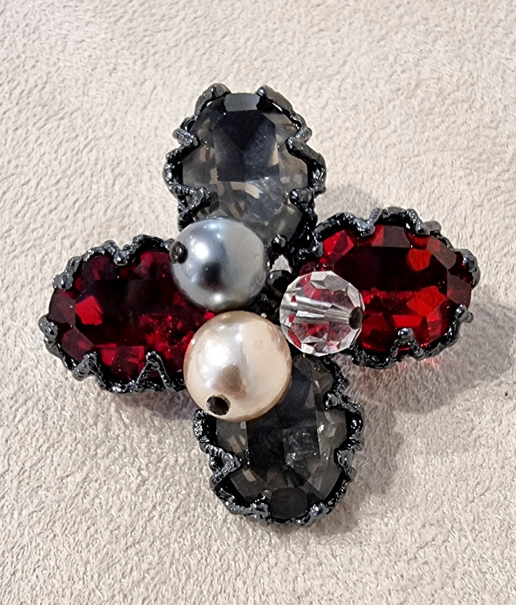 Ysl Yves Saint Laurent Pendant Brooch-photo-2