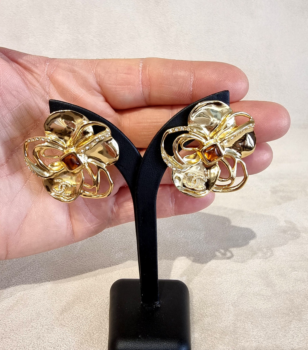 Chanel Pair Of Earrings-photo-3