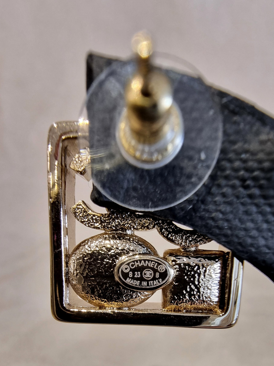 Chanel Pair Of 5 Double Cc Earrings -photo-4