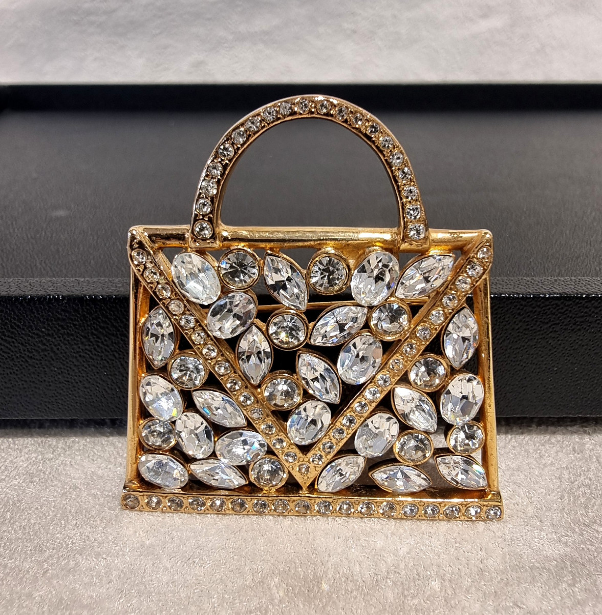 JEAN-LOUIS SCHERRER BROCHE CRISTAL