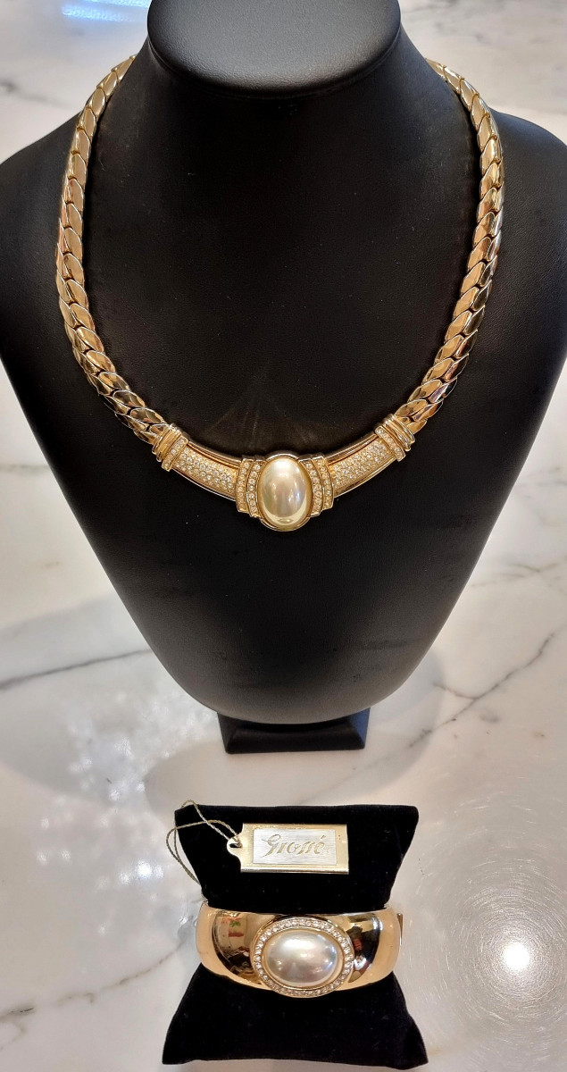 Grossé Gold Choker Necklace With Cabochon Pearl -photo-2