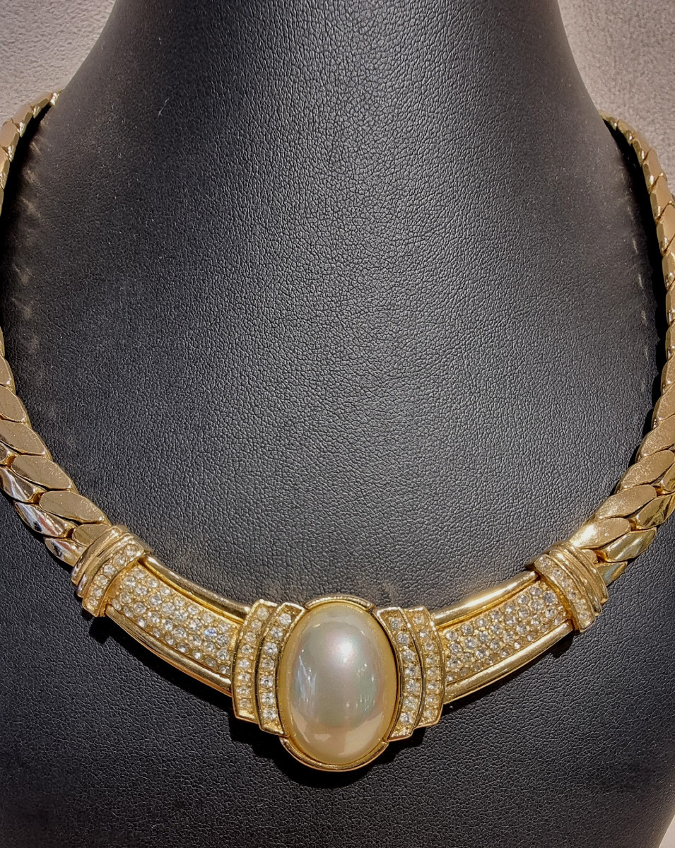 Grossé Gold Choker Necklace With Cabochon Pearl -photo-1