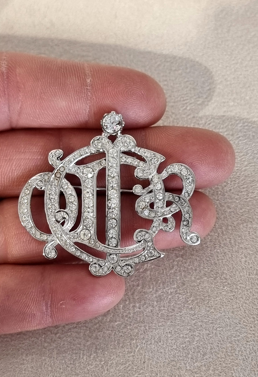 Christian Dior ♡ Vintage ♡ broach CHRISTIAN DIOR Vintage Crystal Logo Brooch - Etsy