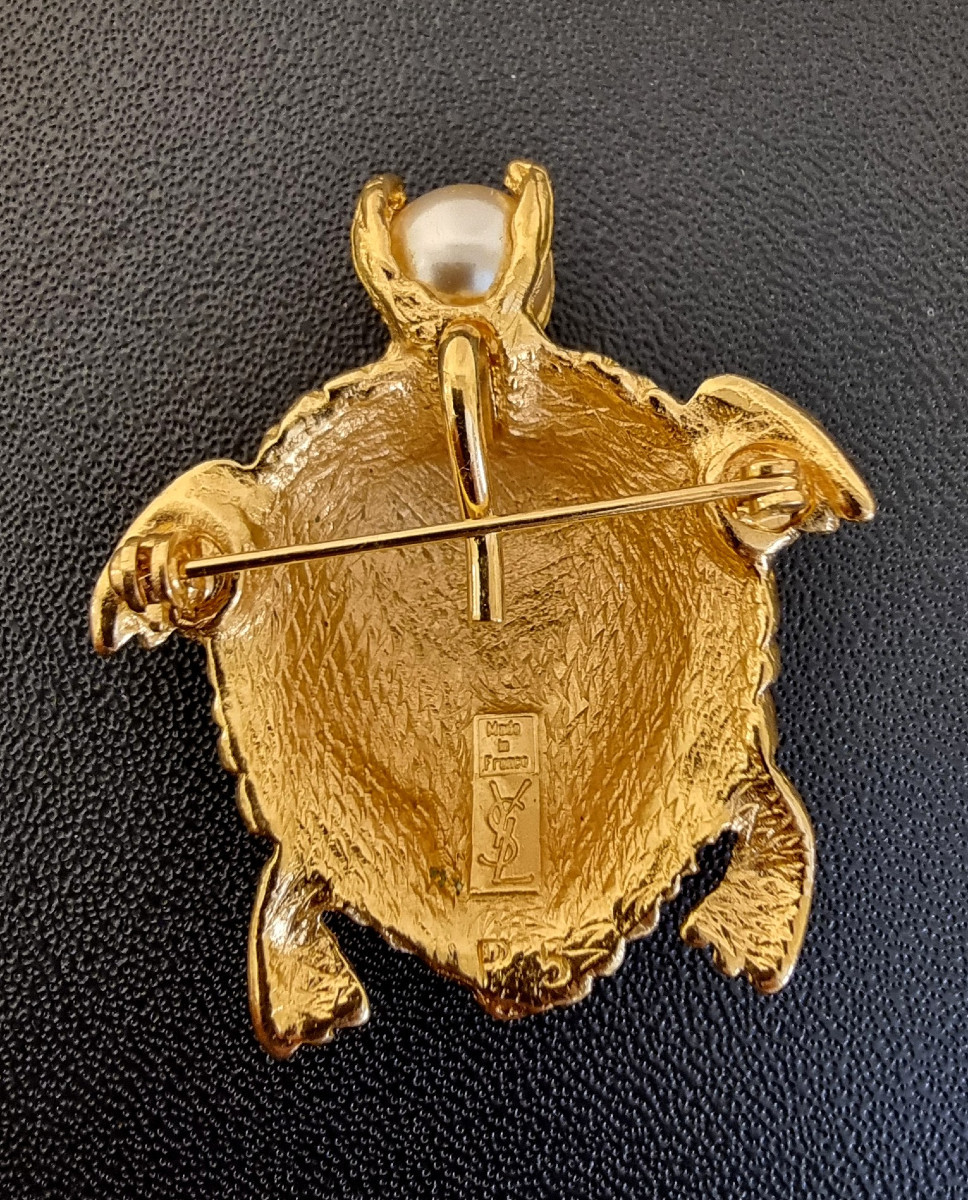 YSL YVES SAINT LAURENT BROCHE PENDENTIF Tortue Vintage 1970-photo-1
