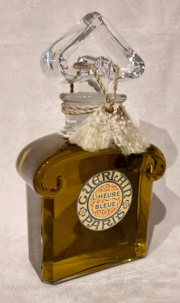 Guerlain l'Heure Bleue Giant Bottle -photo-4