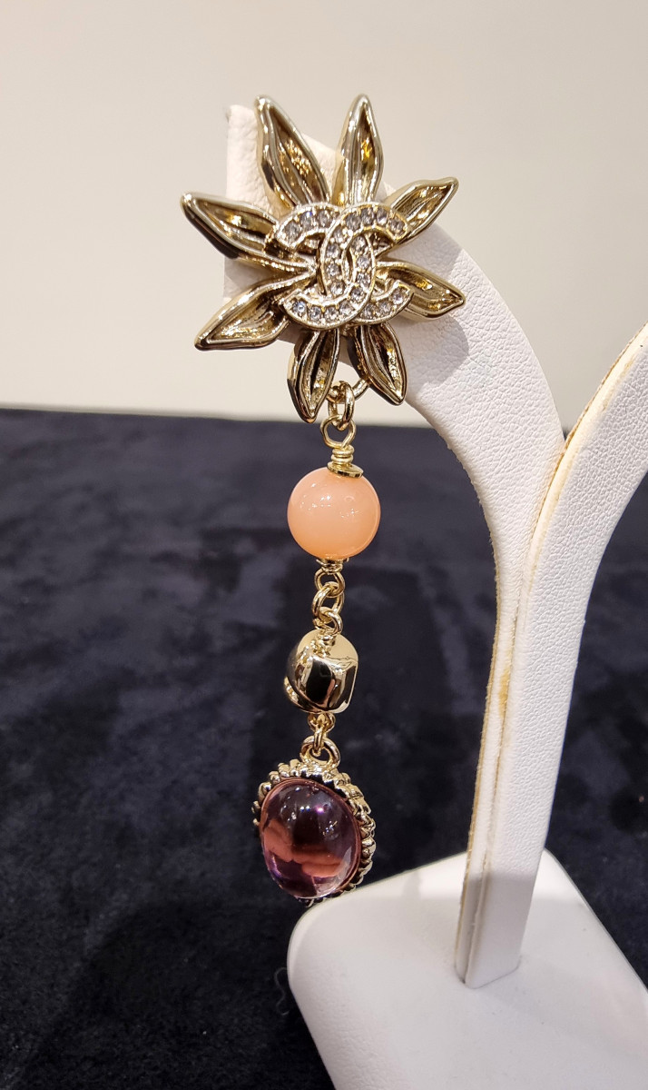 CHANEL Paire de Boucles D'oreilles pendantes-photo-3