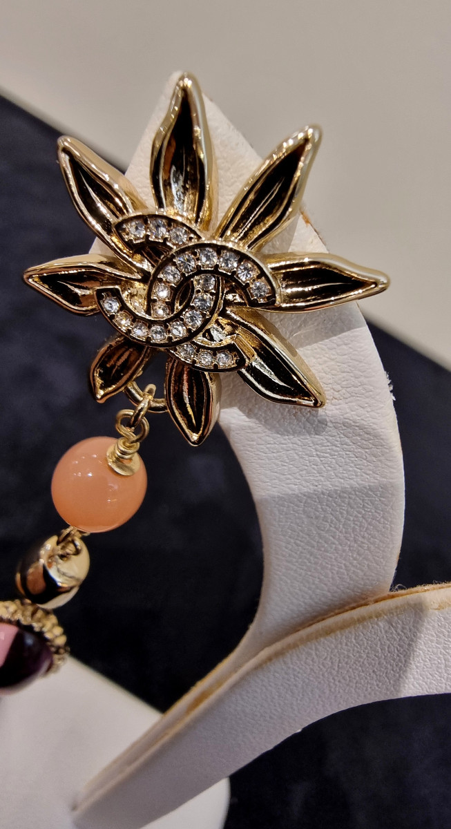 CHANEL Paire de Boucles D'oreilles pendantes-photo-2