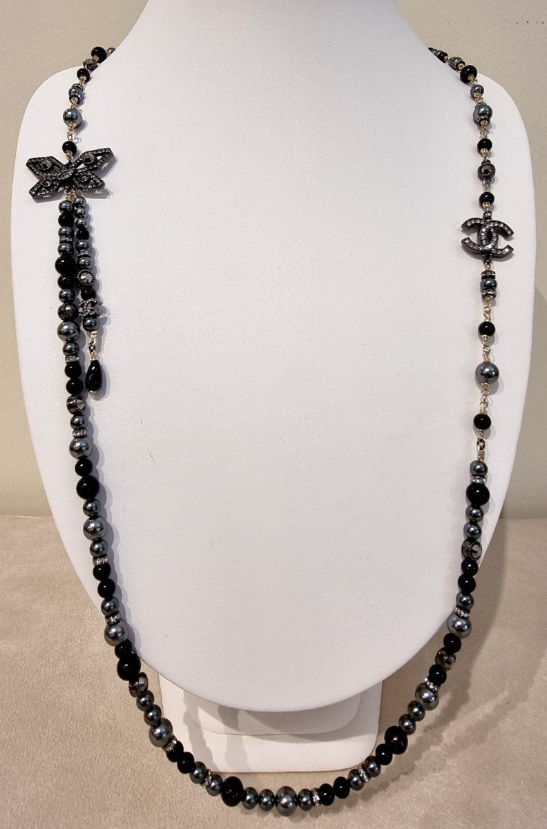 CHANEL SAUTOIR CRISTAL Ruthénium et perles de verre 