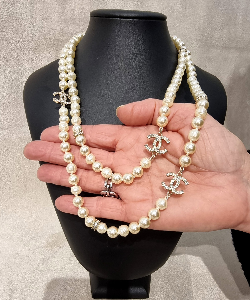 Chanel Long Necklace With Crystal And Double Glass Beads Cc-photo-3