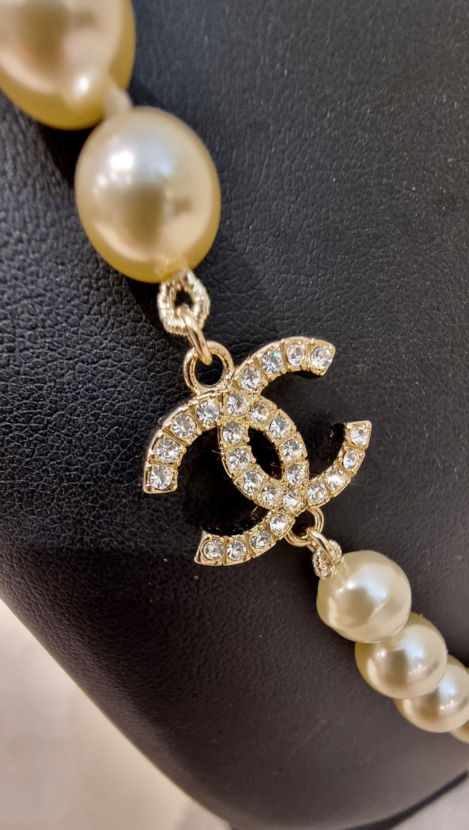 Chanel Long Necklace With Crystal And Double Glass Beads Cc-photo-3