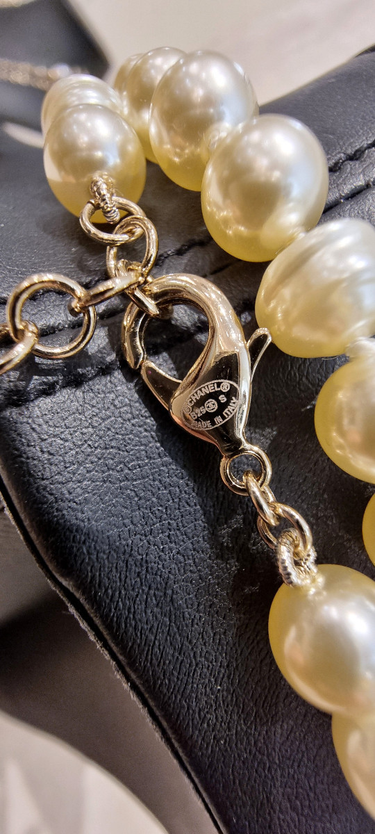Chanel Long Necklace With Crystal And Double Glass Beads Cc-photo-8