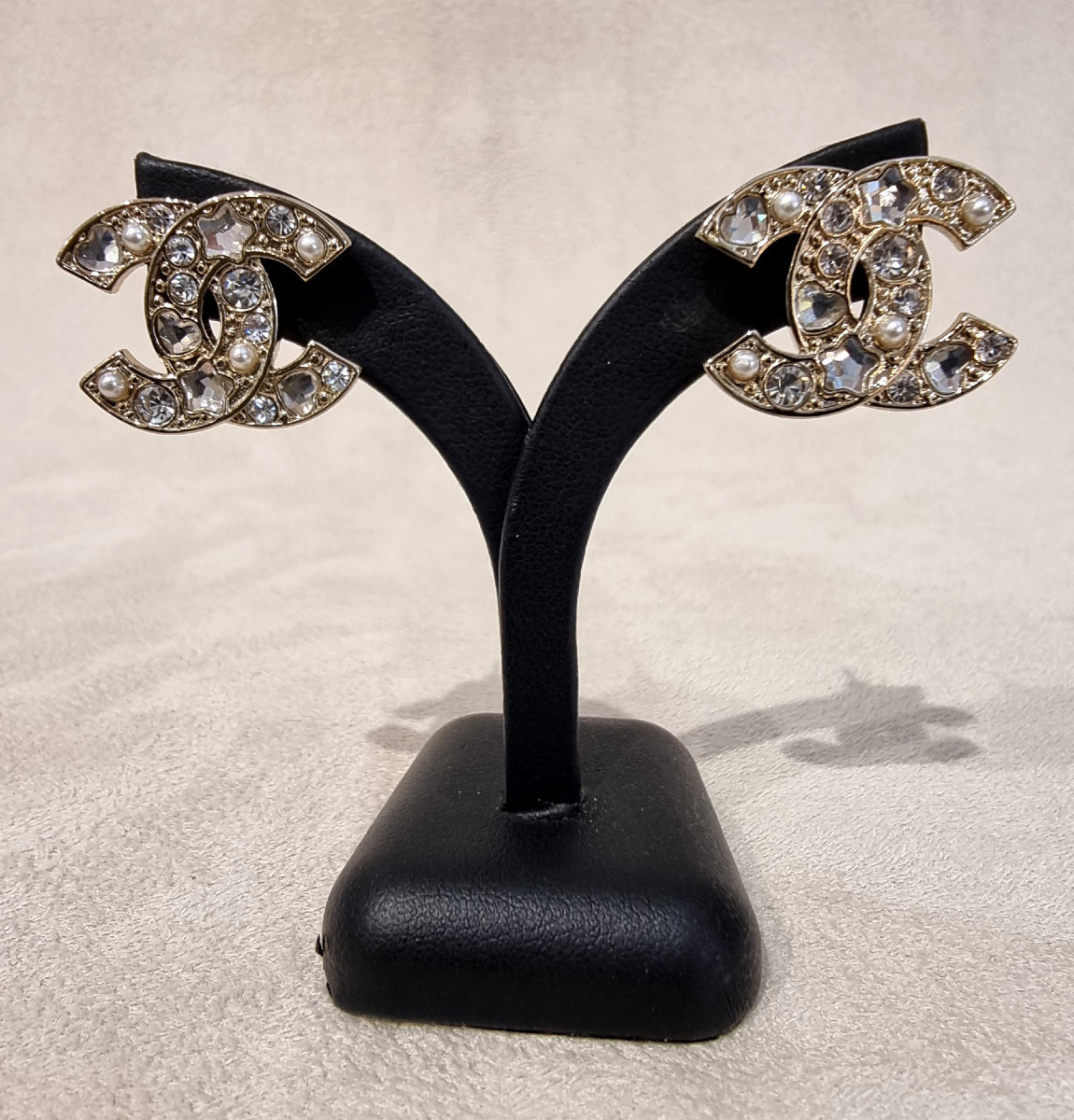 Chanel Pair Of Cc Crystal Double Earrings-photo-2