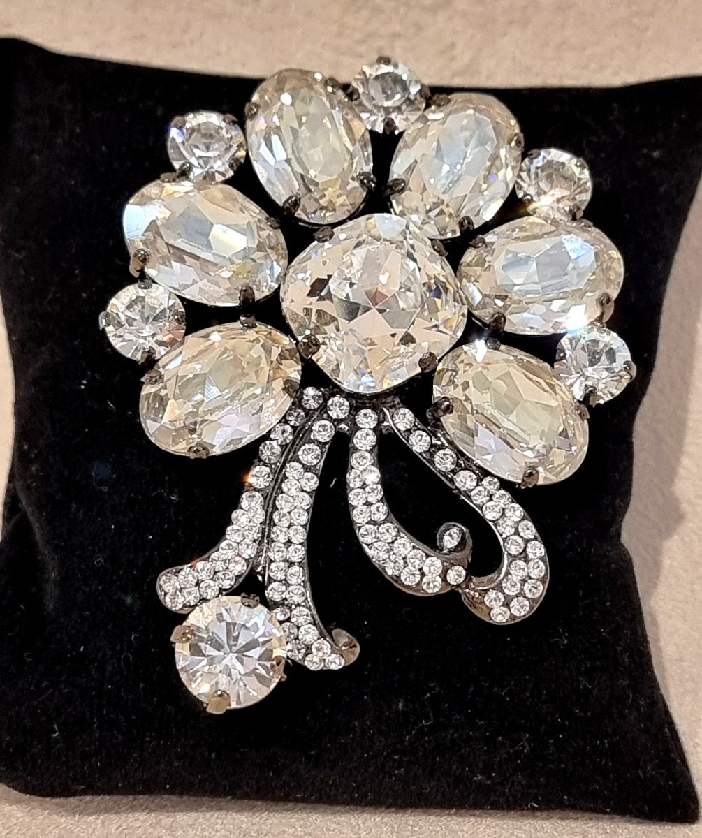 DOLCE GABBANA BROCHE Cristal