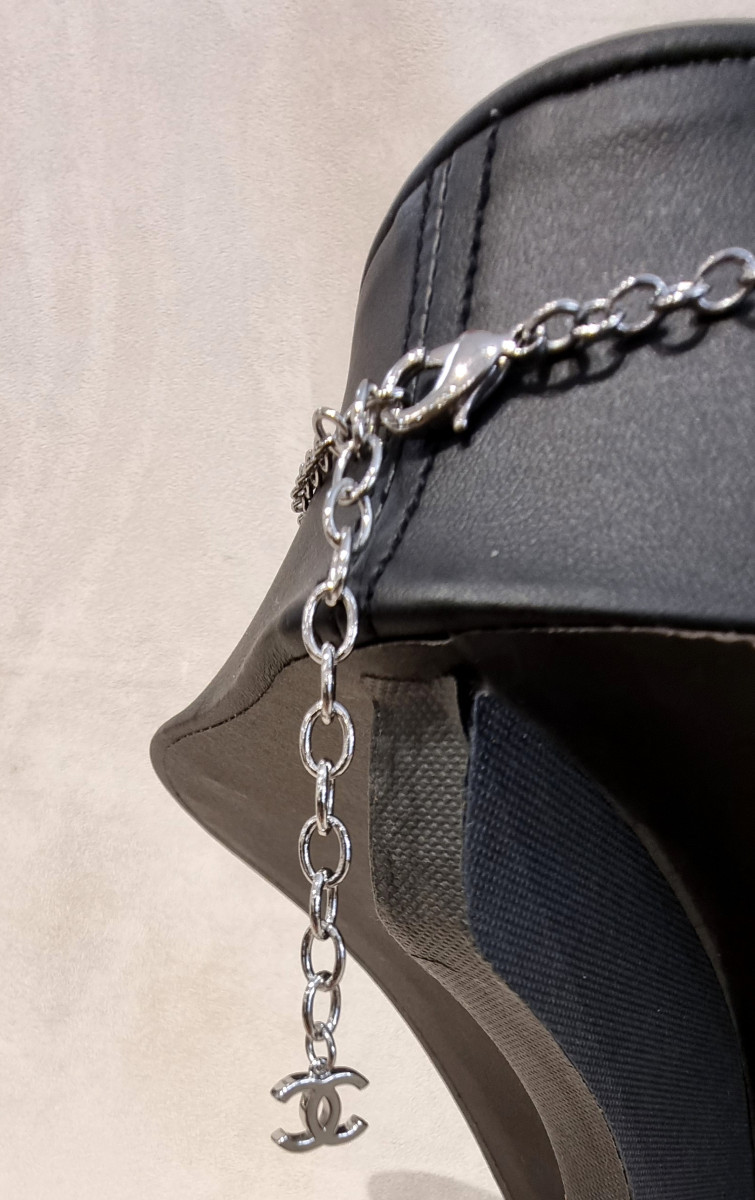 CHANEL COLLIER Camélias Titré CHANEL-photo-2