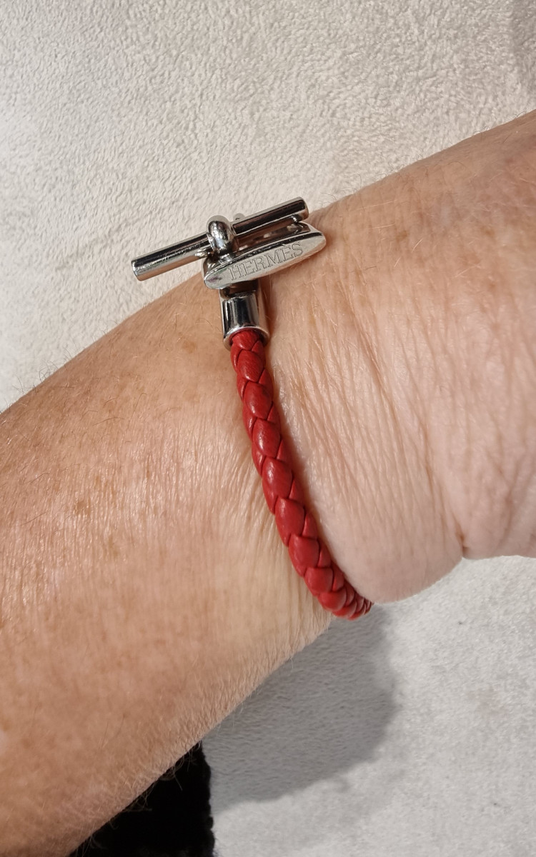 Hermès Bracelet Etrier cuir rouge tressé et métal palladié -photo-5
