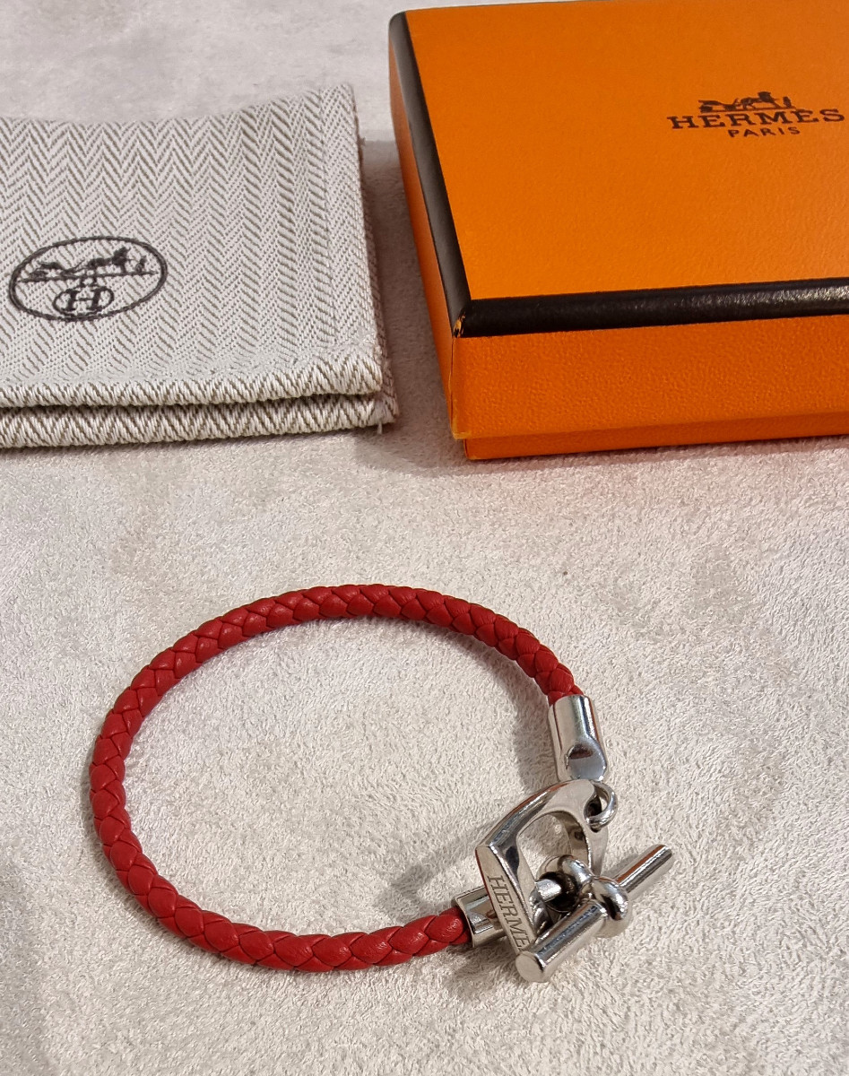 Hermès Bracelet Etrier cuir rouge tressé et métal palladié 