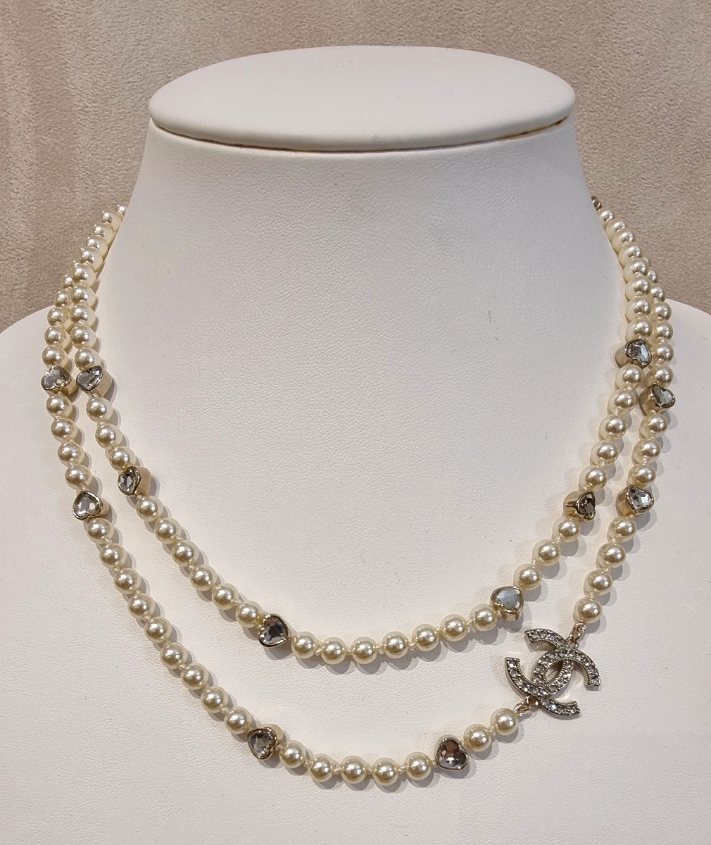 CHANEL COLLIER  SAUTOIR PERLES & Coeur cristal-photo-3