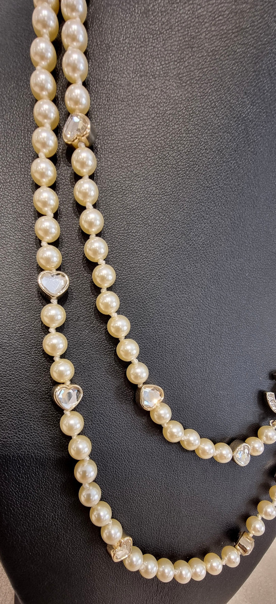 CHANEL COLLIER  SAUTOIR PERLES & Coeur cristal-photo-7