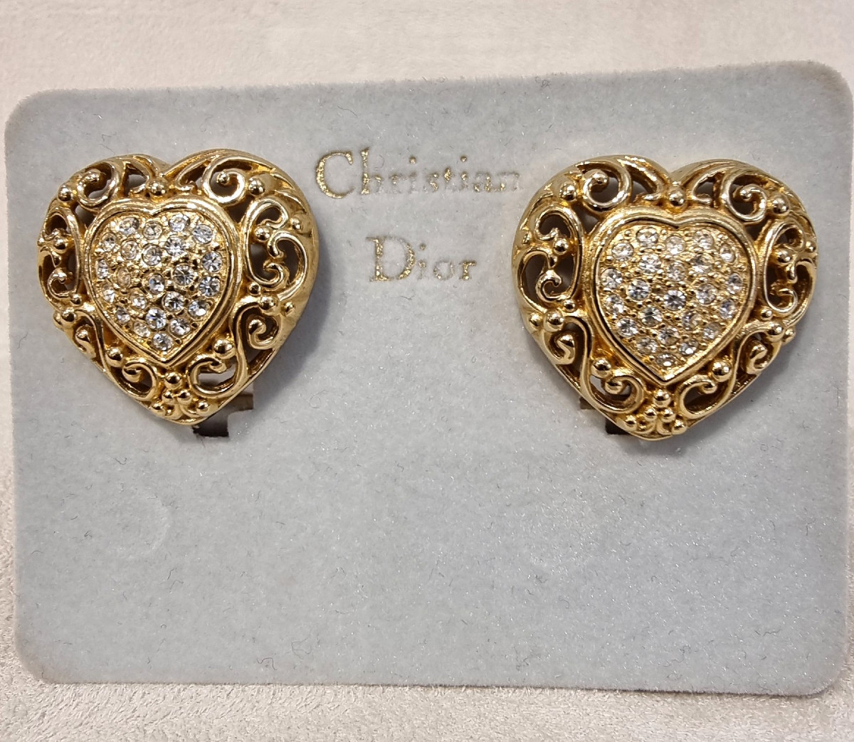Christian Dior Paire de clips d'oreilles Coeur métal doré et cristal-photo-2