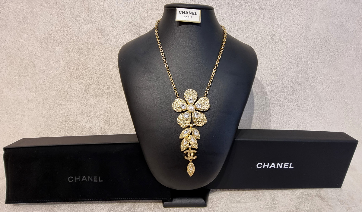 Chanel Necklace Gold-tone Metal & Crystal-photo-3