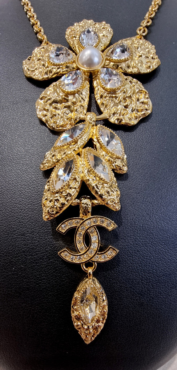 Chanel Necklace Gold-tone Metal & Crystal-photo-3