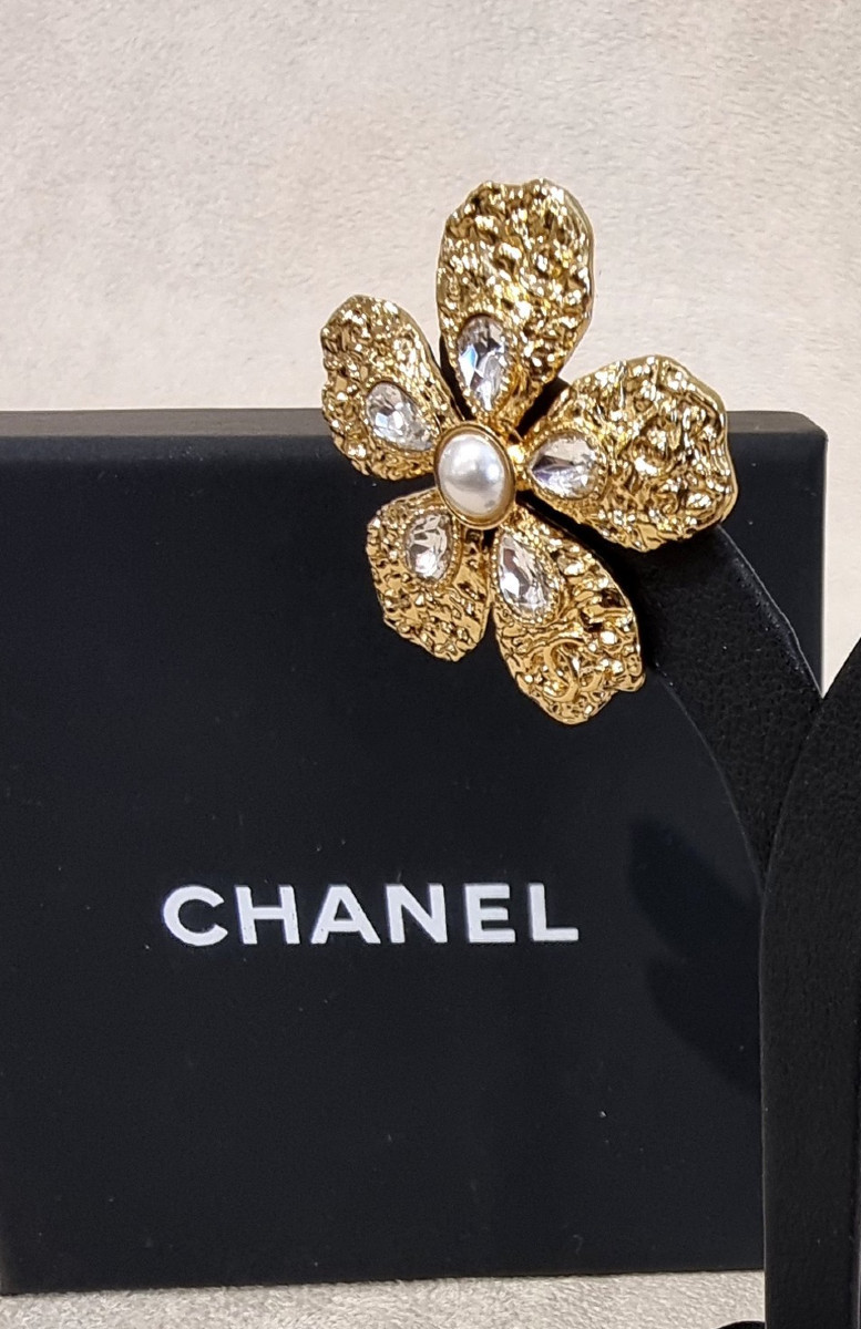 Chanel Paire De Boucles D'Oreilles Métal doré & cristal-photo-4