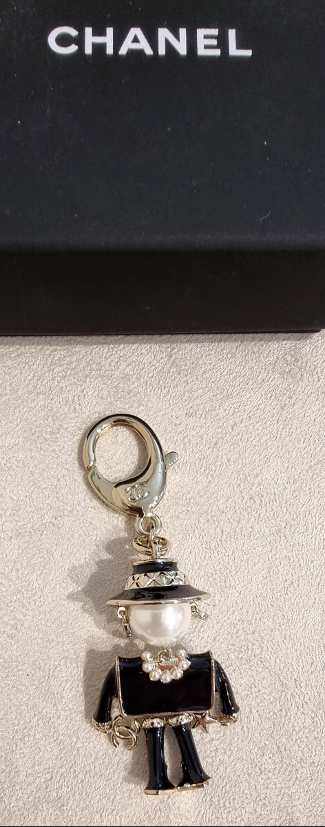 Chanel Coco Jewelry Keyring -photo-2