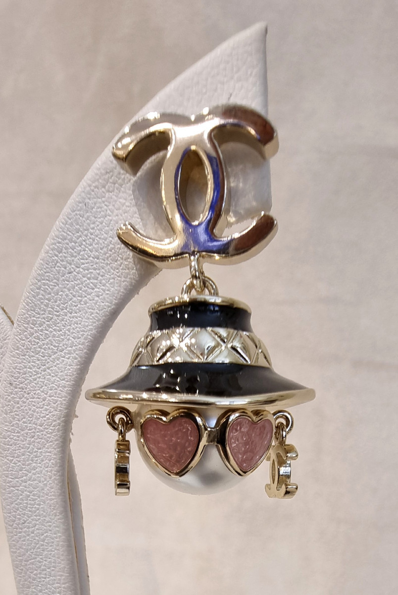 CHANEL Paire De Boucles D'Oreilles Coco Chanel -photo-3