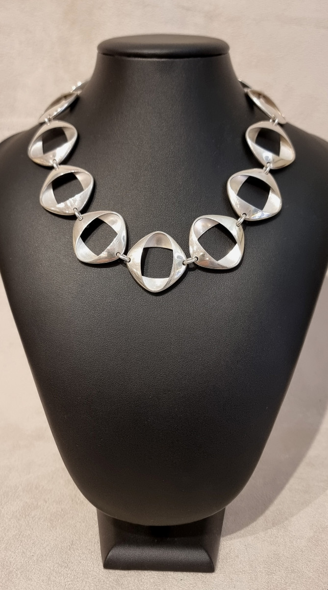 Georg JENSEN Design Henning KOPPEL  Collier en argent 925 millièmes circa 1970-photo-1