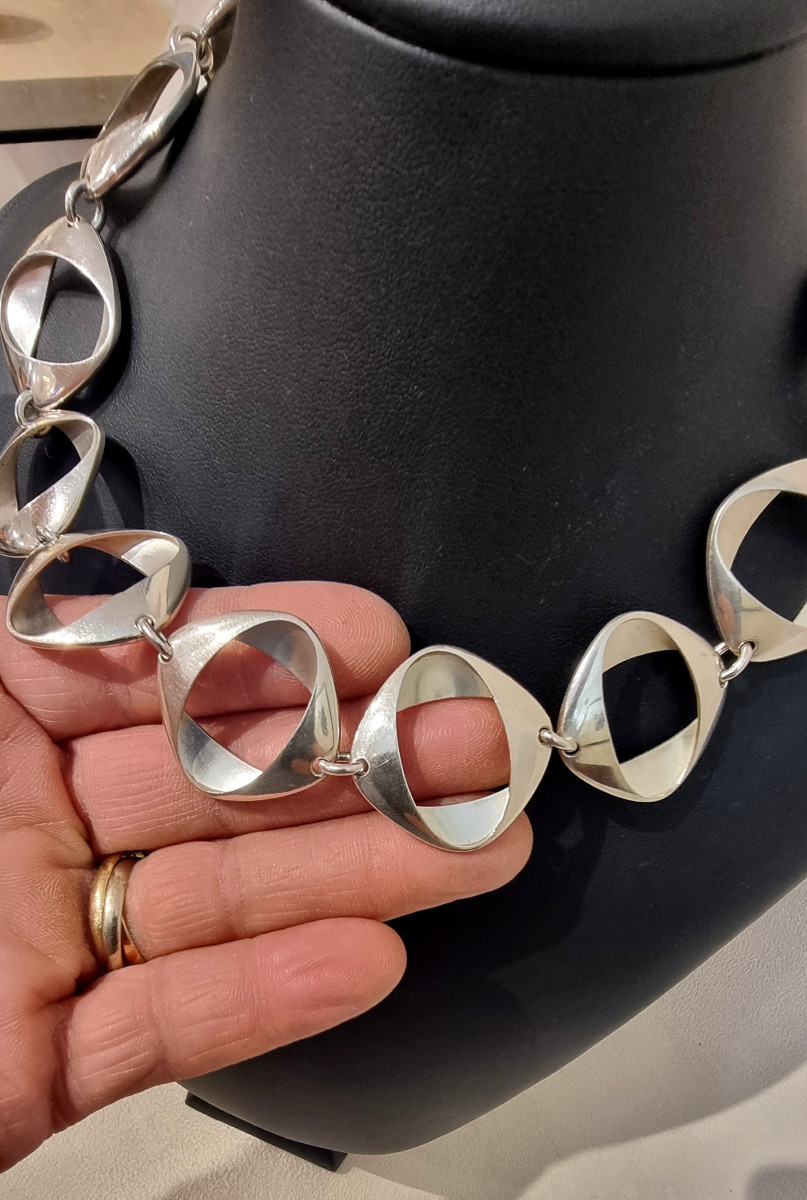 Georg JENSEN Design Henning KOPPEL  Collier en argent 925 millièmes circa 1970-photo-2