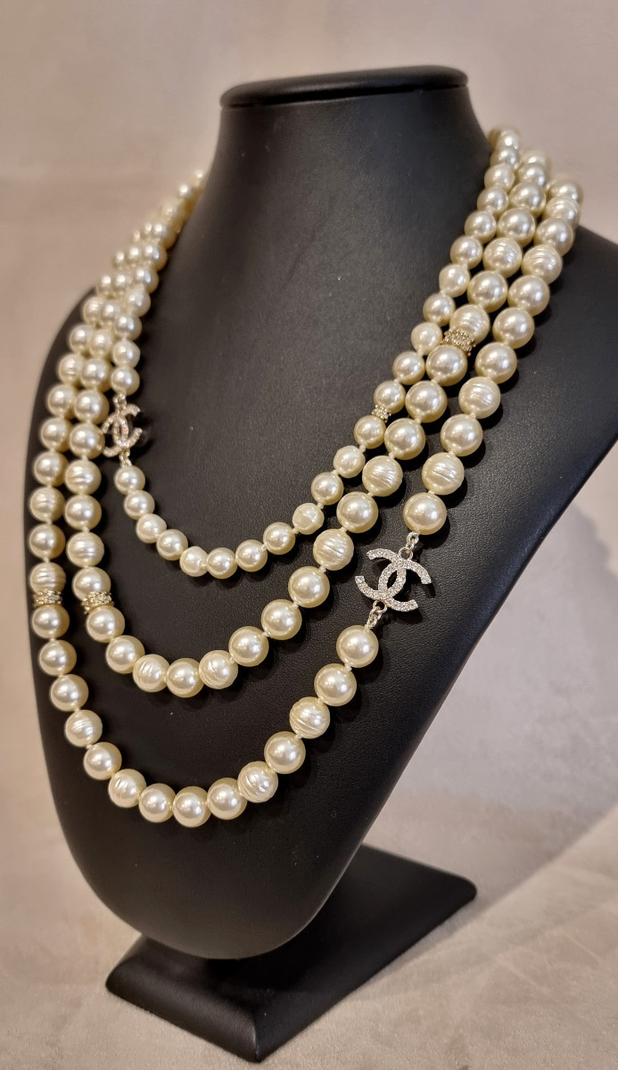 CHANEL COLLIER 3 rangs perles de verre & cristal -photo-2