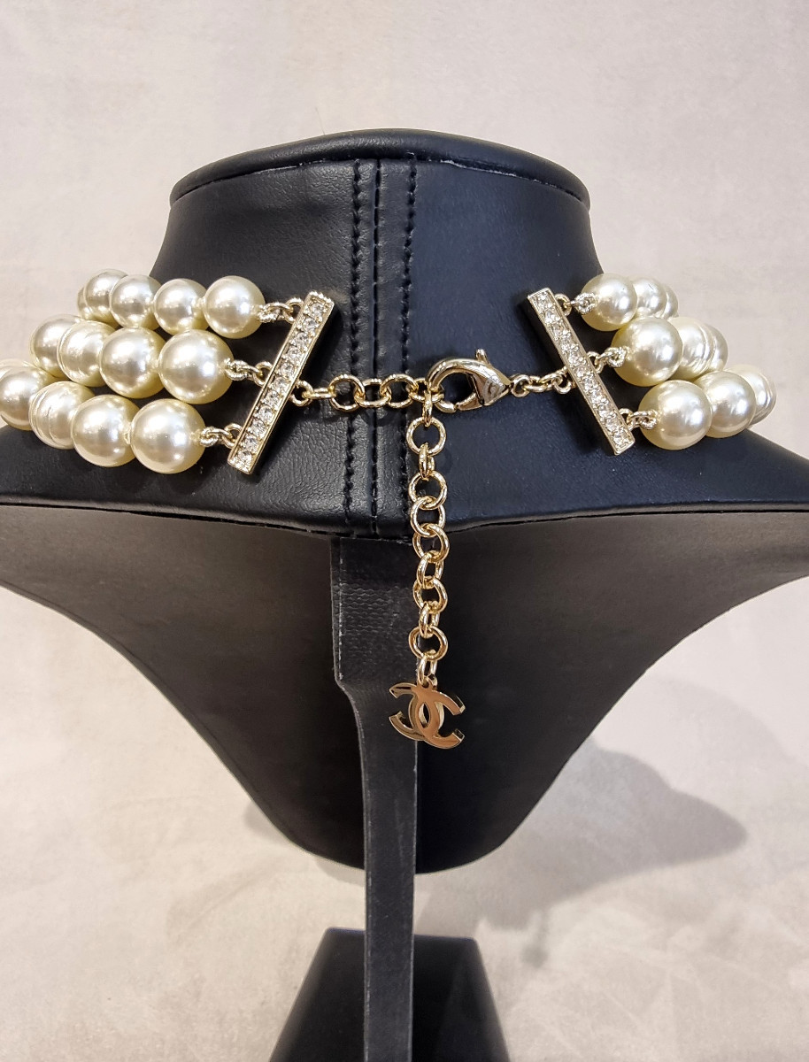 CHANEL COLLIER 3 rangs perles de verre & cristal -photo-6