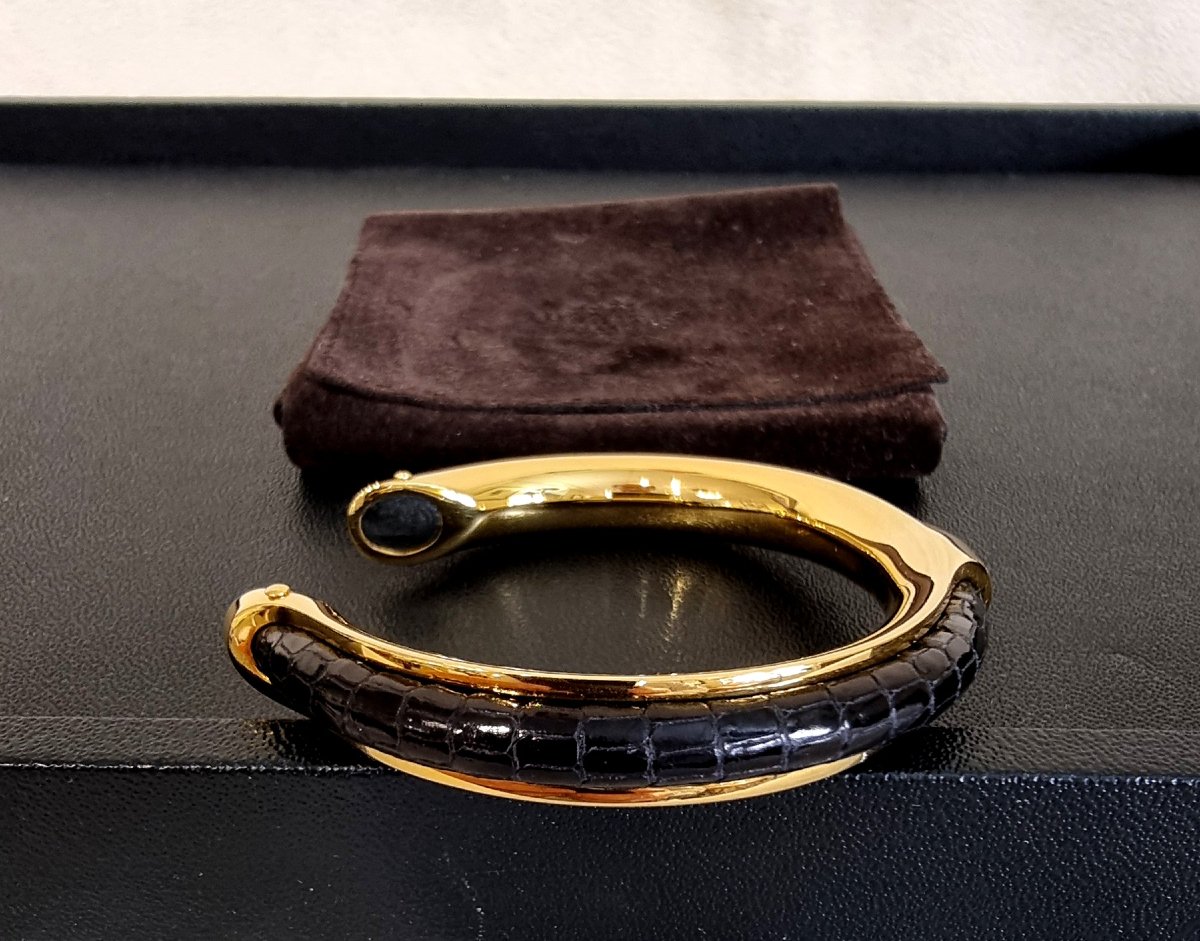Hermès Kyoto Bracelet In Gold-plated Metal And Alligator Leather-photo-2