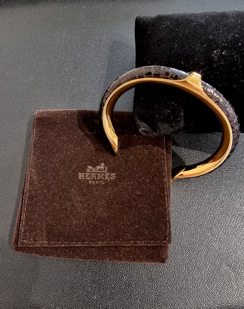 Hermès Kyoto Bracelet In Gold-plated Metal And Alligator Leather-photo-3
