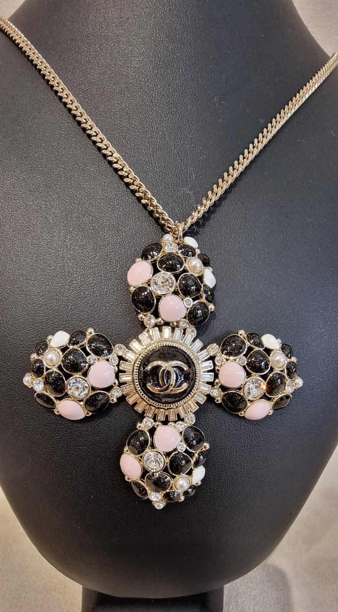 Chanel Articulated Cross Pendant Necklace -photo-4