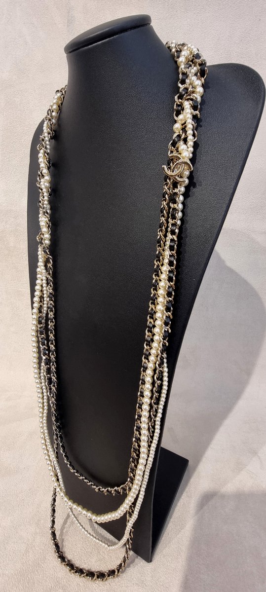 CHANEL SAUTOIR Collier multi rangs  tressés en métal doré perles de verre nacrées  cuir de veau-photo-3