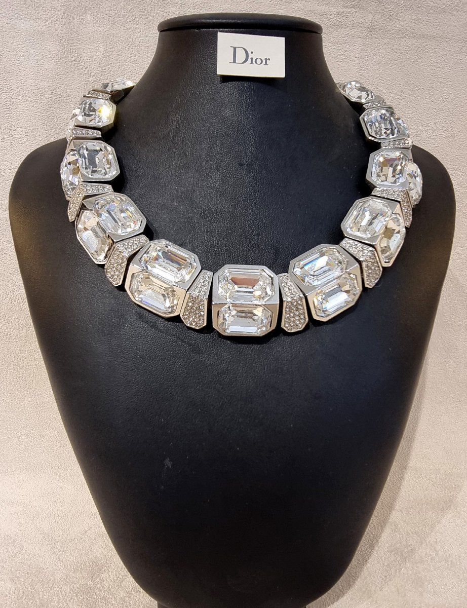 CHRISTIAN DIOR Collier ras de cou en métal argenté entièrement pavé de cristal clair -photo-2