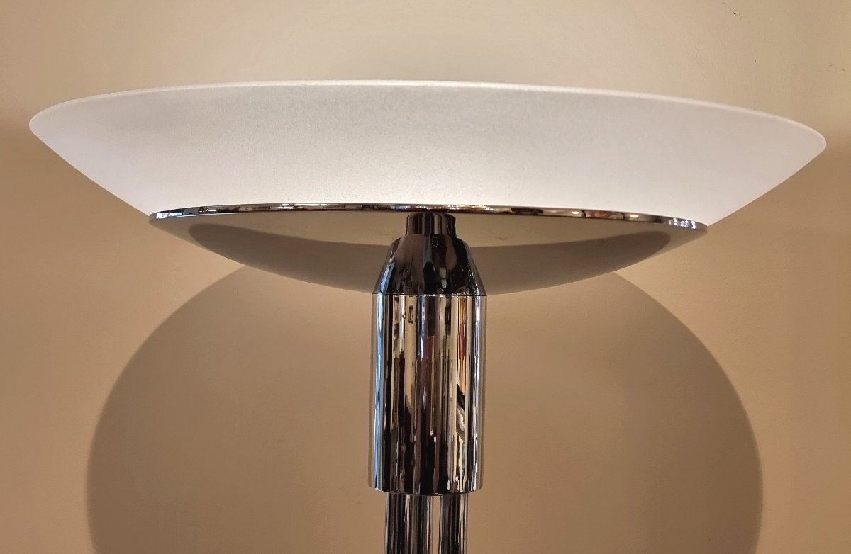 Perzel Lampadaire Modèle N°44 en bronze chromé et vasque en verre optique sablé Design 1970-photo-3