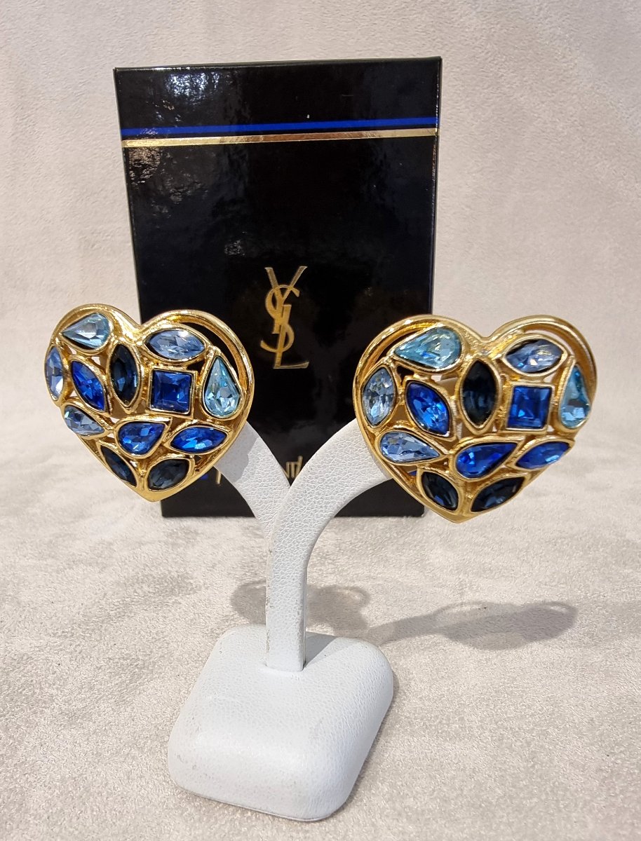 YSL YVES SAINT LAURENT Paire de clips d'oreilles modèle Aphrodite en métal plaqué or et cristal-photo-2