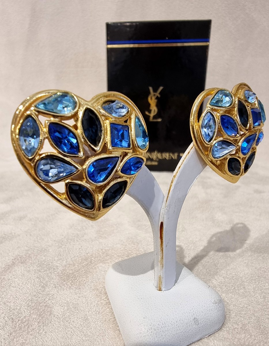 YSL YVES SAINT LAURENT Paire de clips d'oreilles modèle Aphrodite en métal plaqué or et cristal-photo-4