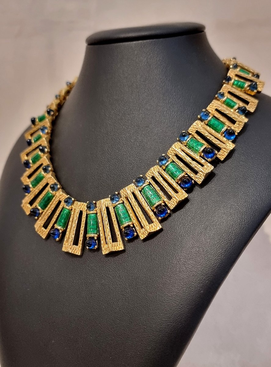 CARVEN COLLIER Ras de cou en métal plaqué or, cabochons en verre bleu et émail avec son coffret-photo-3