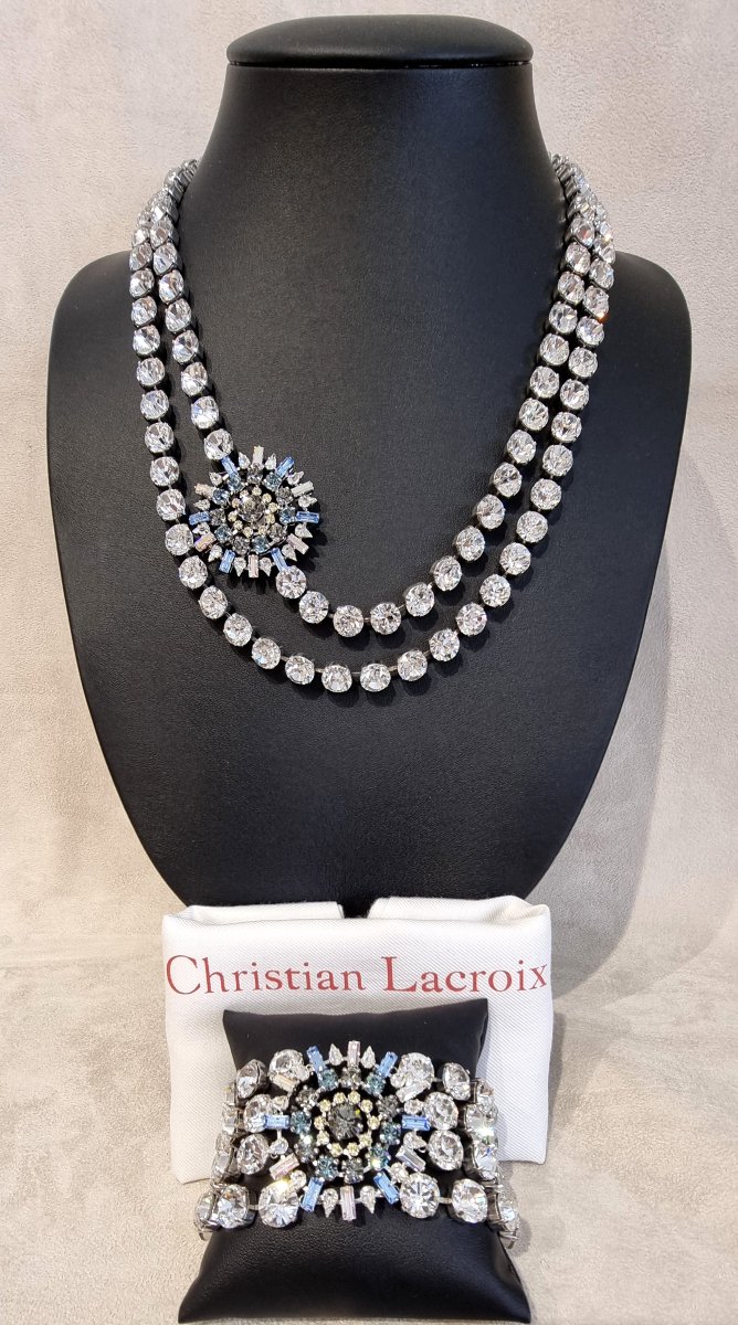 Christian LACROIX Important collier Sautoir en métal argenté et cristal -photo-8