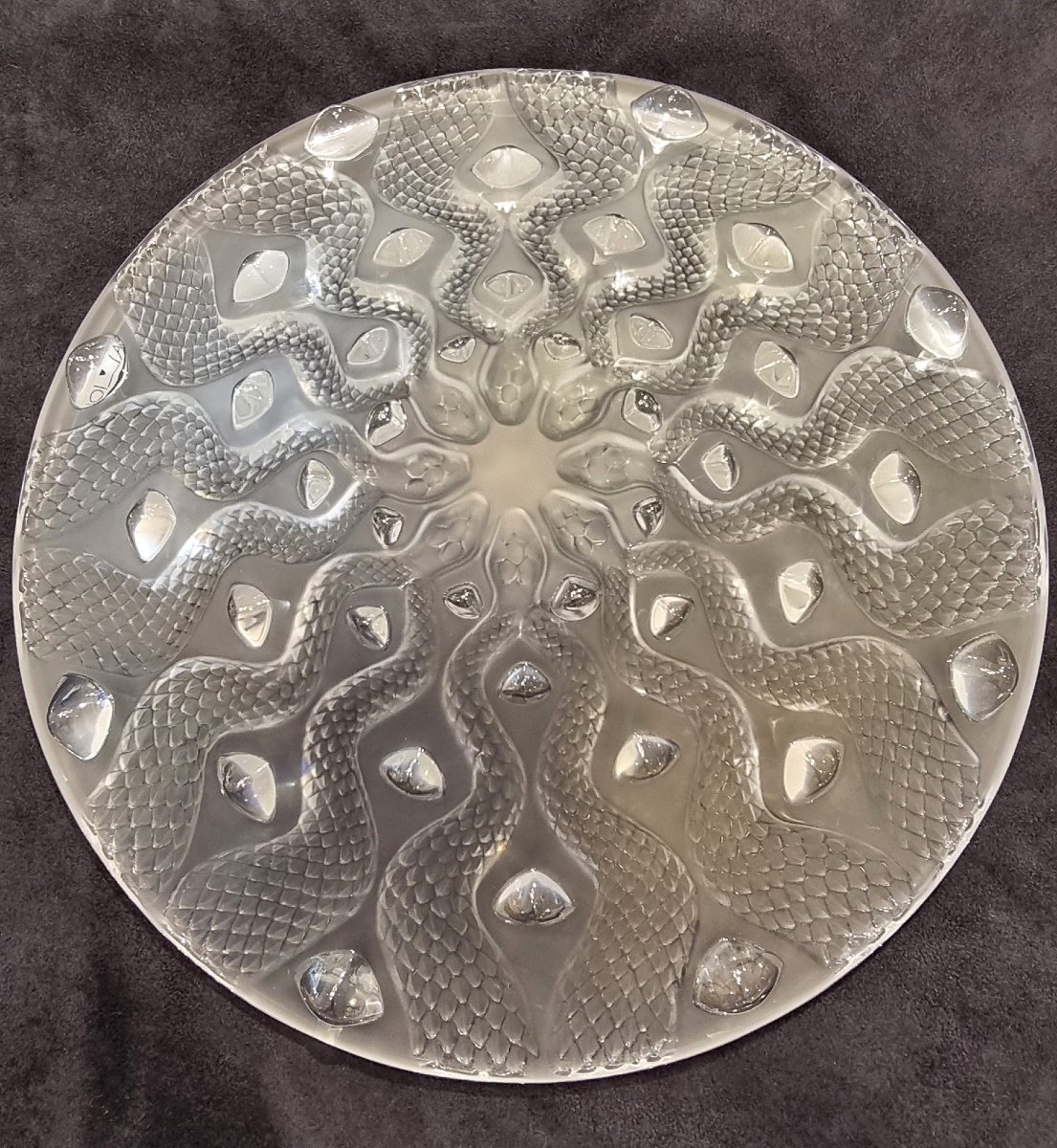 LALIQUE COUPE SERPENTINE en cristal clair et satiné -photo-1