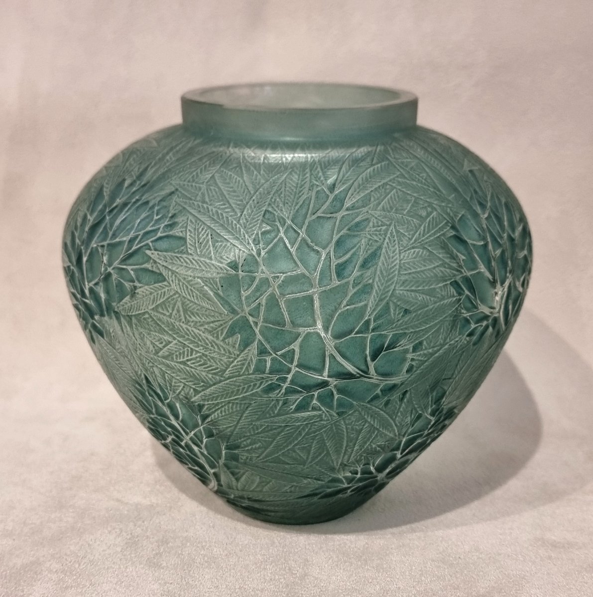 René LALIQUE VASE Estérel Art Déco 1923 en verre moulé-pressé à patine verte-photo-2